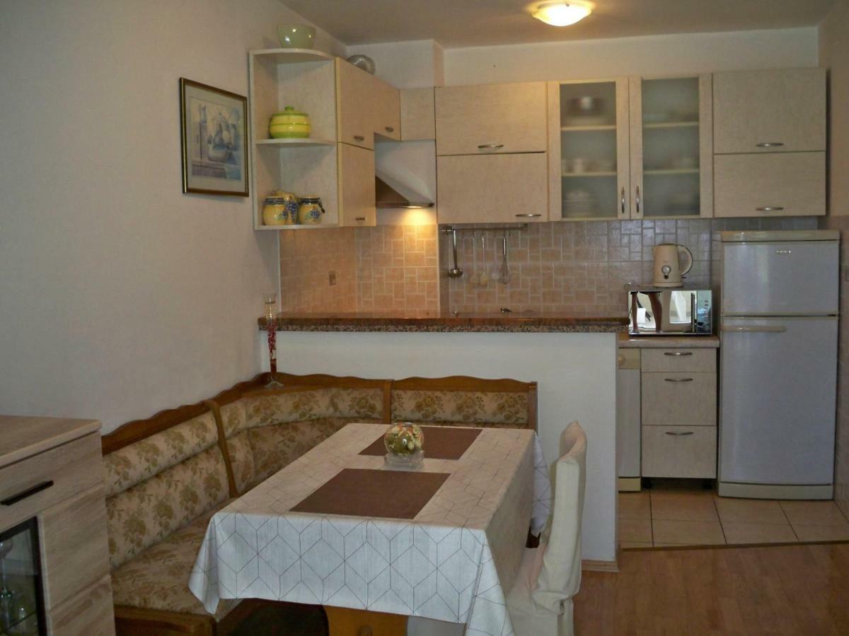 Apartmani Perkovic Baška Voda Eksteriør billede