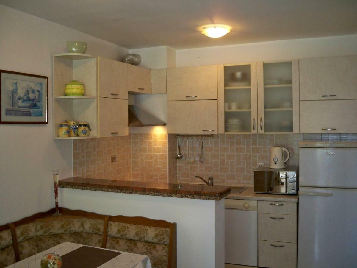Apartmani Perkovic Baška Voda Eksteriør billede