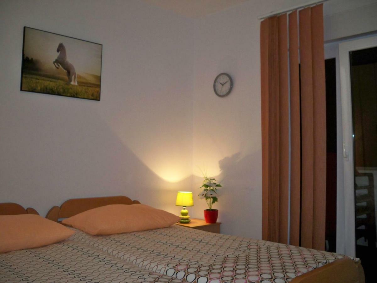 Apartmani Perkovic Baška Voda Eksteriør billede